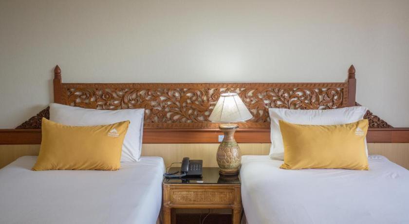 100 Islands Resort & Spa Surat Thani Exterior photo