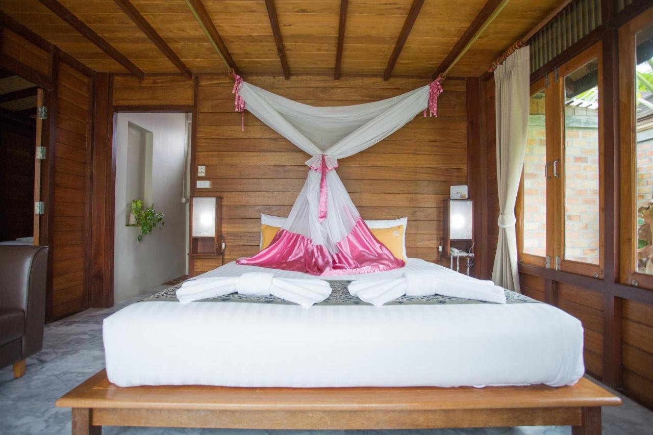 100 Islands Resort & Spa Surat Thani Exterior photo